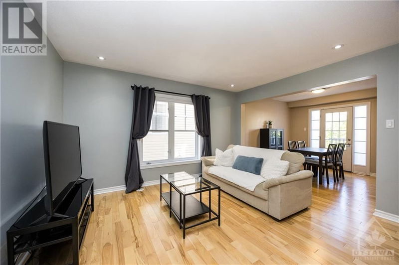 2056 MADRID Avenue  Ottawa, K2J0K6 | Image 8