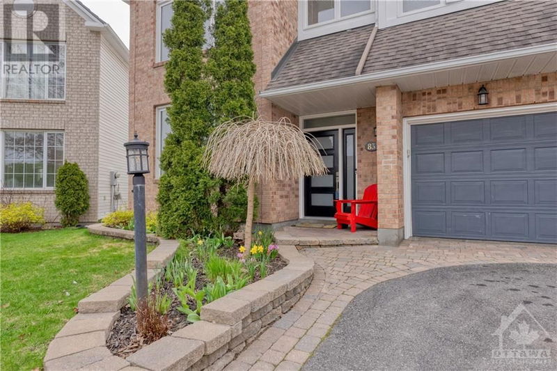 83 STONEPOINTE Avenue  Ottawa, K2G6G3 | Image 2