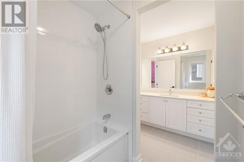 98 RALPH ERFLE Way  Ottawa, K2J6W2 | Image 19