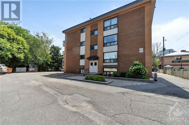  1 - 270 BEECHWOOD Avenue  Ottawa, K1L8A6 | Image 1