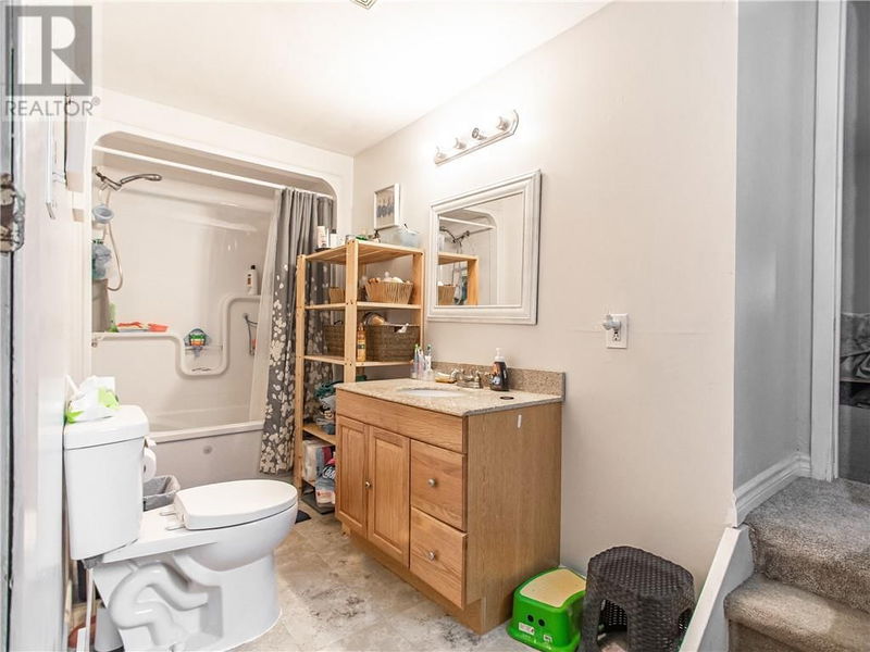 155 PETER Street  Pembroke, K8A1P6 | Image 22