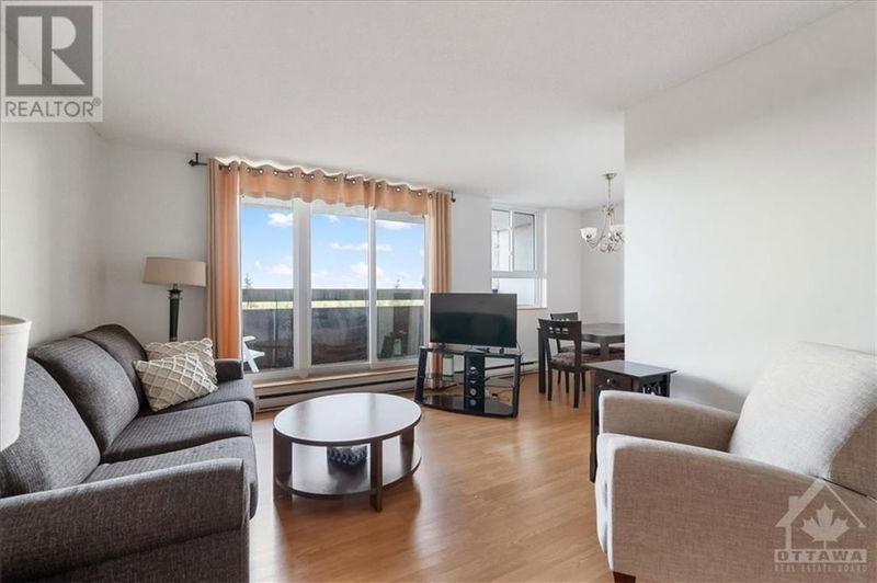  714 - 2020 JASMINE Crescent  Ottawa, K1J8K5 | Image 2