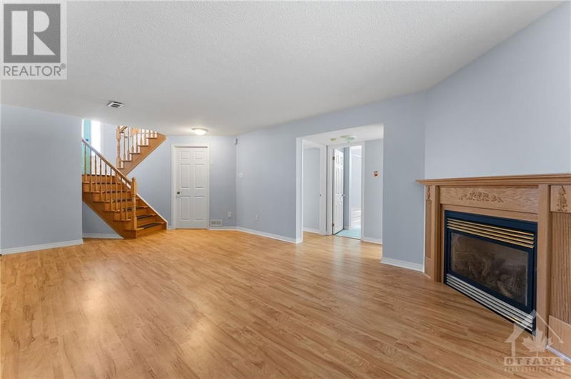 1924 SUNLAND Drive  Ottawa, K4A3T4 | Image 20