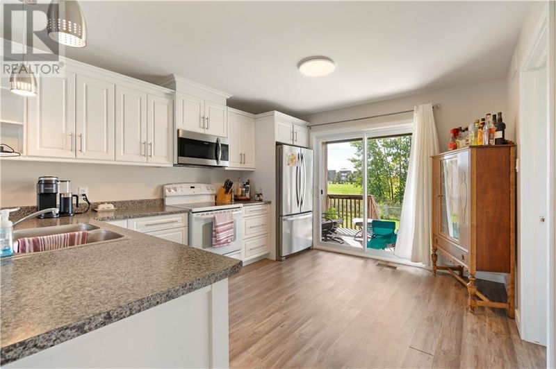 236 GLEN NORA Drive  Cornwall, K6H0H6 | Image 4