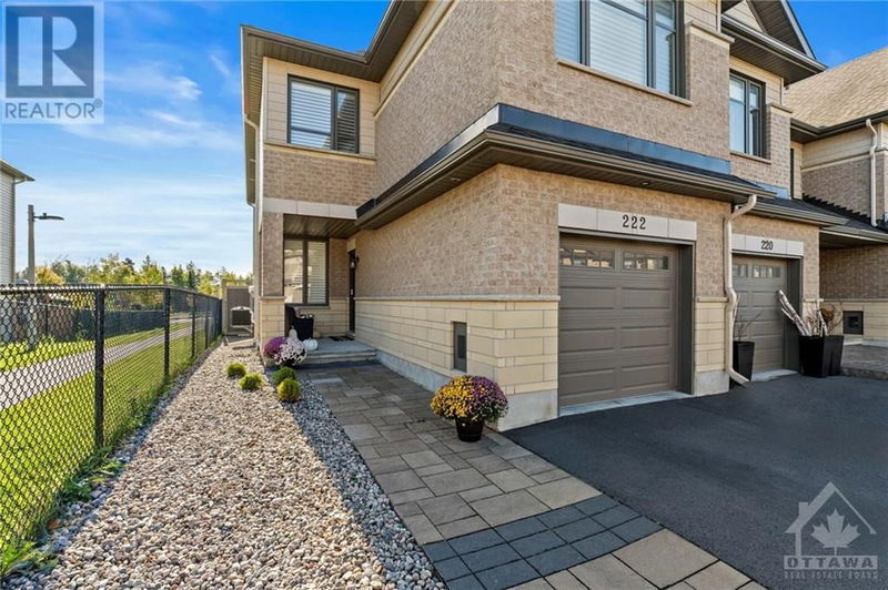 222 PURCHASE Crescent  Stittsville, K2S2L7 | Image 2