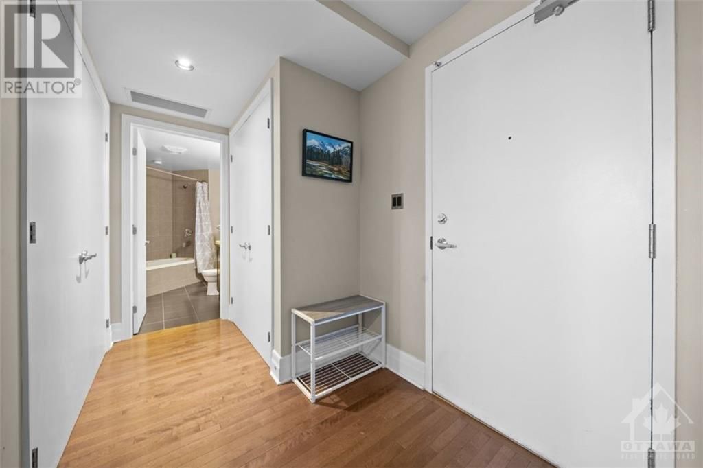 808 BRONSON AVENUE UNIT#202 Image 18