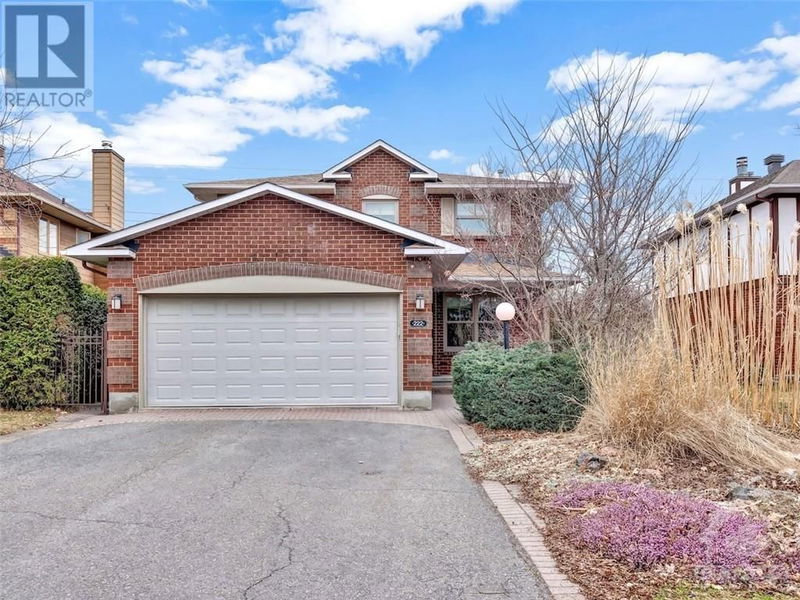 222 WALDEN Drive  Ottawa, K2K2K6 | Image 1