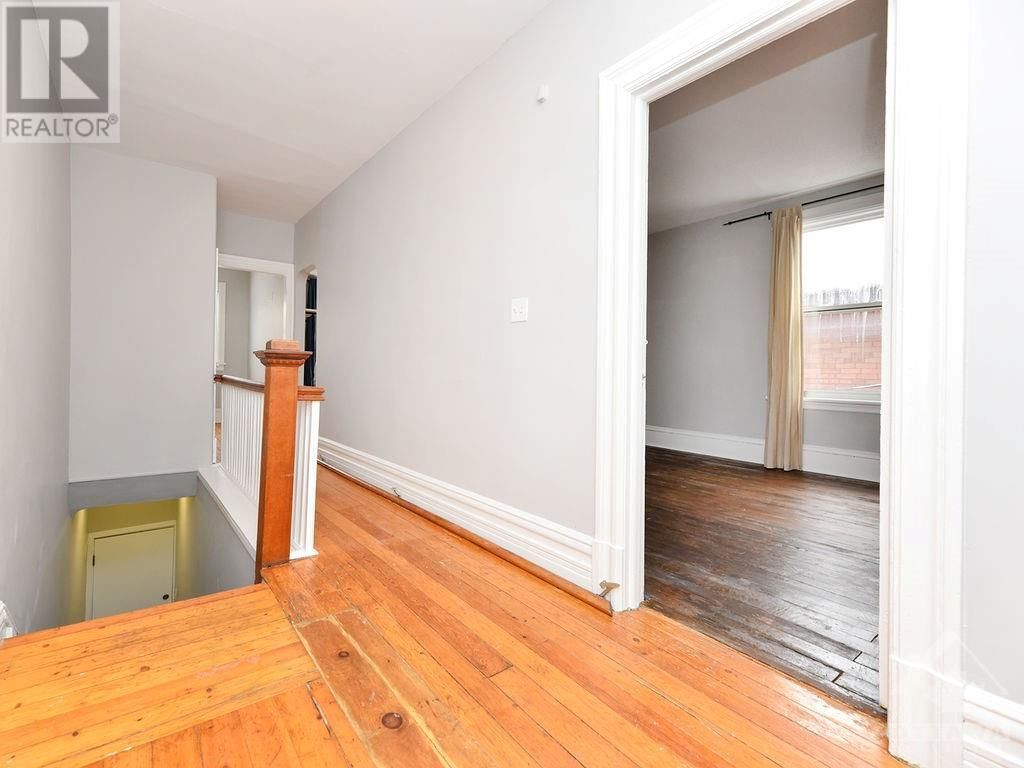 81 THIRD AVENUE UNIT#2 Image 3