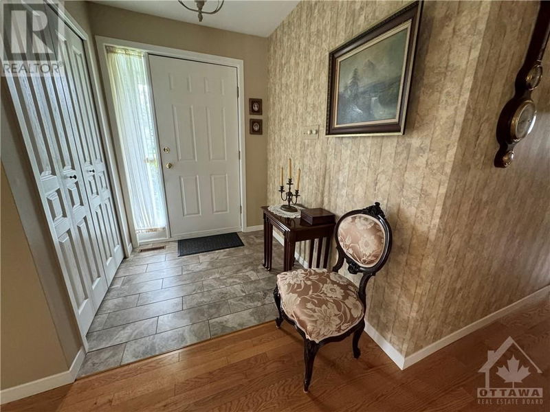 2 MAPLERIDGE Lane  Smiths Falls, K7A4S5 | Image 3