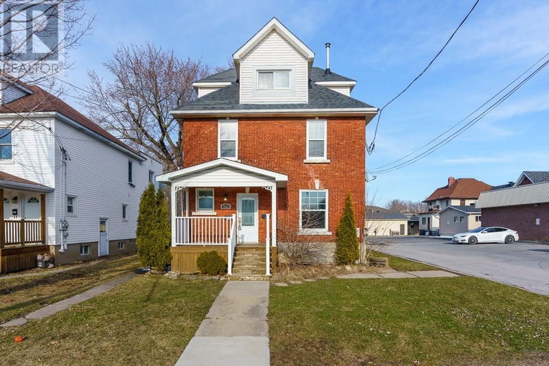 213 CUMBERLAND Street  Cornwall, K6J4H6 | Image 1