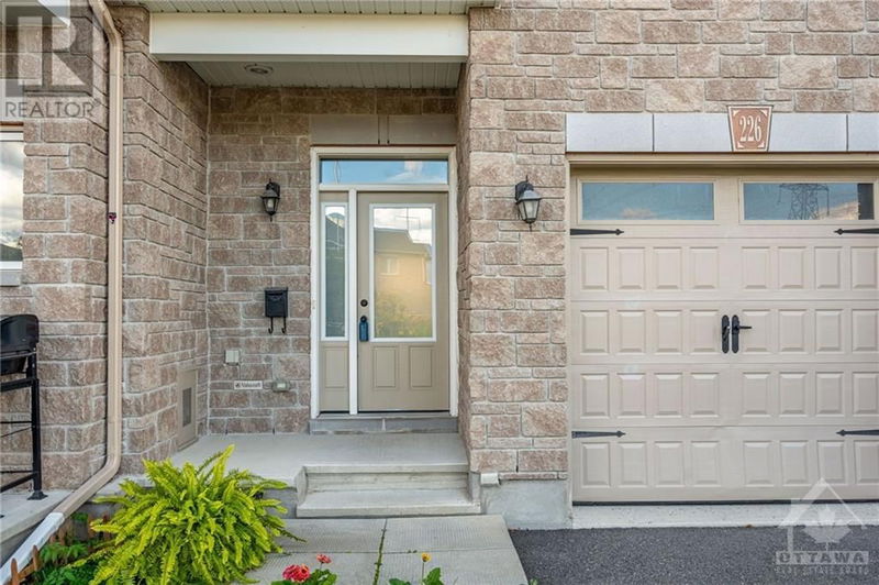 226 AKERSON Road  Ottawa, K2M0H7 | Image 2