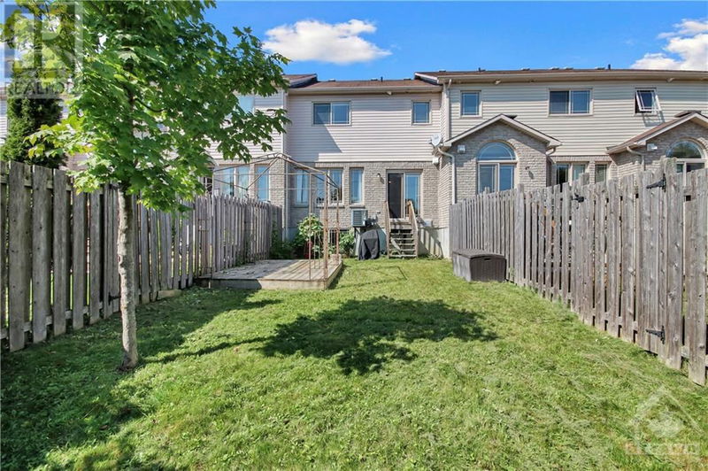 642 PEPPERVILLE Crescent  Ottawa, K2M0E8 | Image 28