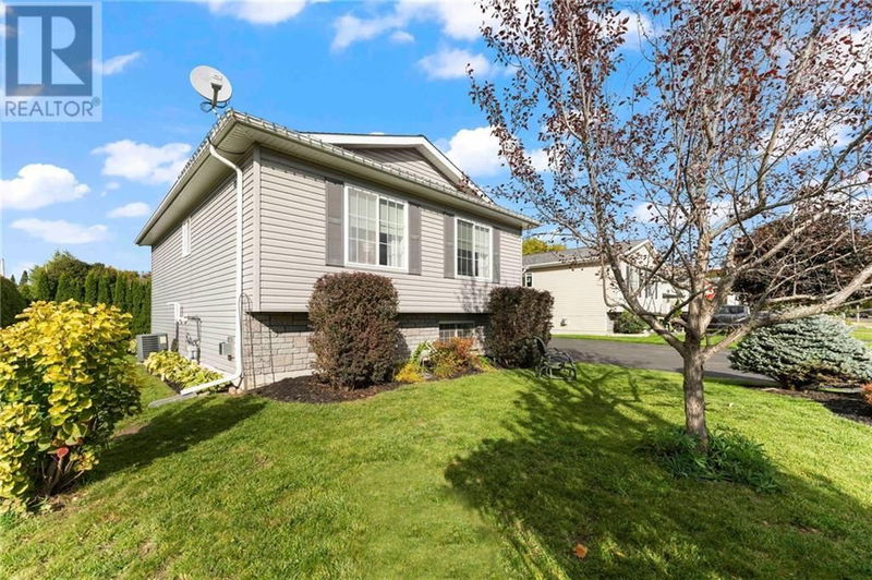 181 D'YOUVILLE Drive  Pembroke, K8A8R5 | Image 3