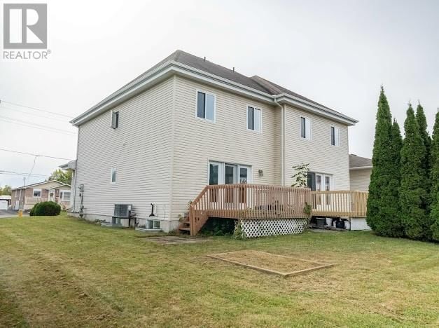 93 MCKENZIE Street  Cornwall, K6K1W2 | Image 3