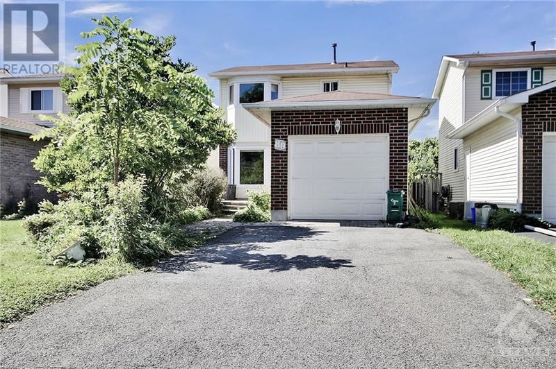 80 GOWRIE Drive  Ottawa, K2L2S5 | Image 1