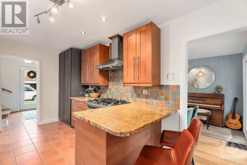 100 NOEL Street  Ottawa, K1M2A5 | Image 14