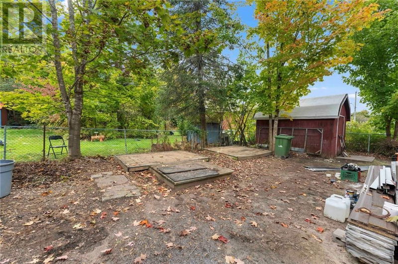 668 MARY Street  Pembroke, K8A5X6 | Image 24