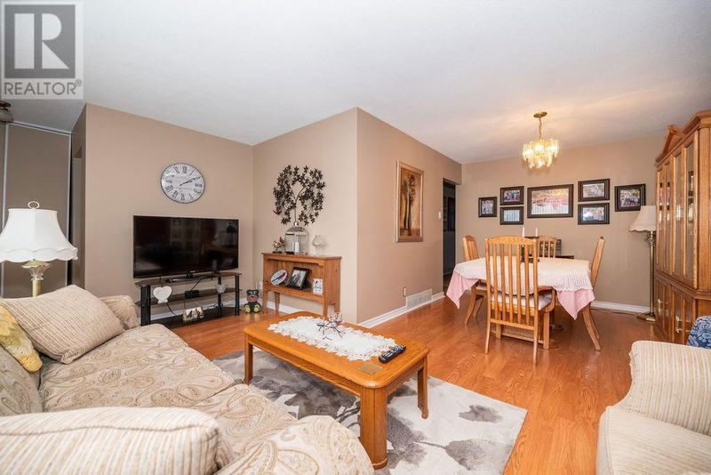 232 AIRTH Boulevard  Renfrew, K7V2J8 | Image 12