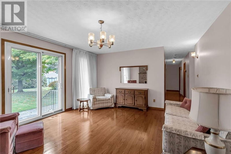 424 MERCIER Avenue West Cornwall, K6K1K1 | Image 11