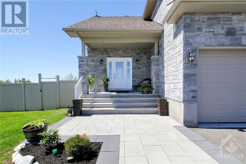 2857 DUNROBIN Road  Ottawa, K0A1T0 | Image 2