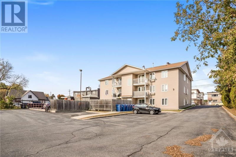  301 - 1005 LAURIER Street  Rockland, K4K1T7 | Image 25