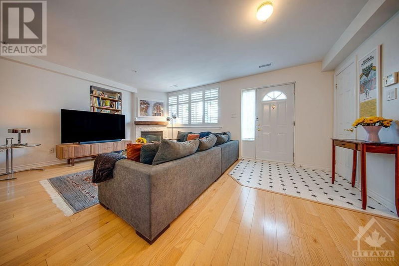 253 CUMBERLAND Street  Ottawa, K1N8W6 | Image 5