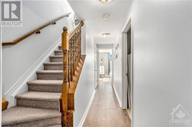 644 LAKERIDGE Drive  Ottawa, K4A0H4 | Image 5