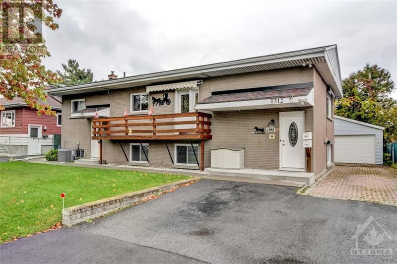 1312 AVENUE R Avenue  Ottawa, K1G0B9 | Image 2