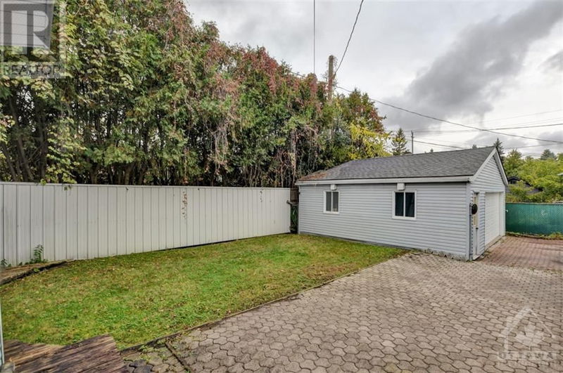 1312 AVENUE R Avenue  Ottawa, K1G0B9 | Image 28