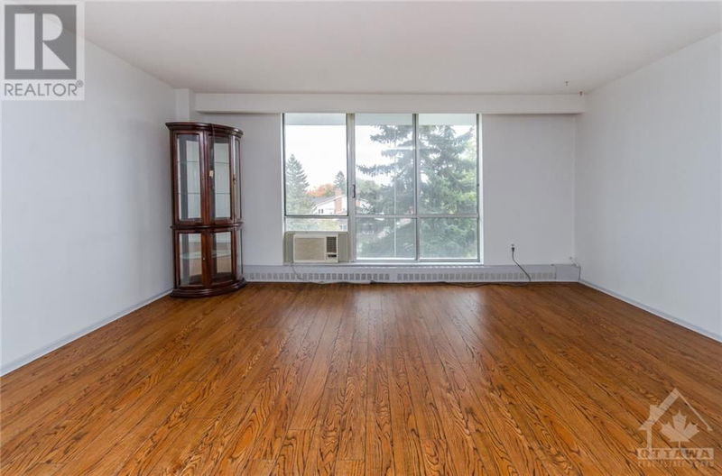  406 - 2400 VIRGINIA Drive  Ottawa, K1H8L3 | Image 12