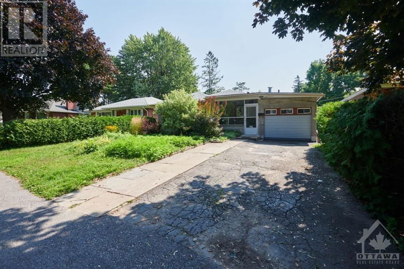 157 ANNA Avenue  Ottawa, K1Z7V1 | Image 1