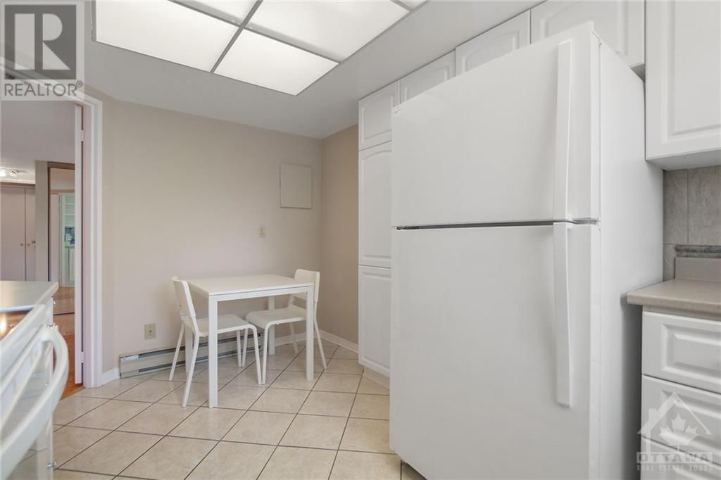 1705 PLAYFAIR DRIVE UNIT#212 Image 11