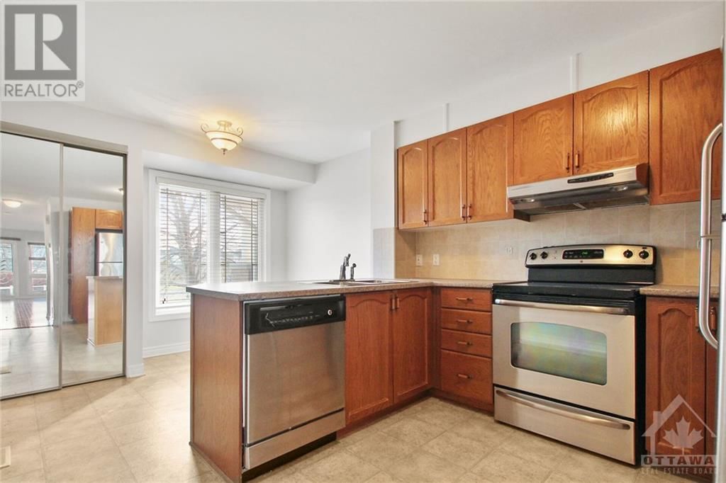 393 CHAPMAN MILLS DRIVE UNIT#A Image 3