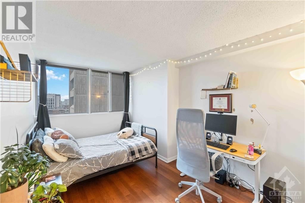 530 LAURIER AVENUE W UNIT#1902 Image 12