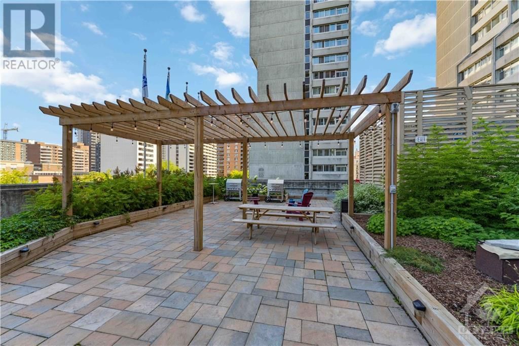 530 LAURIER AVENUE W UNIT#1902 Image 17