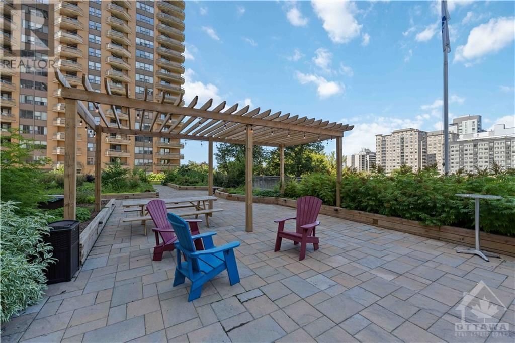 530 LAURIER AVENUE W UNIT#1902 Image 18