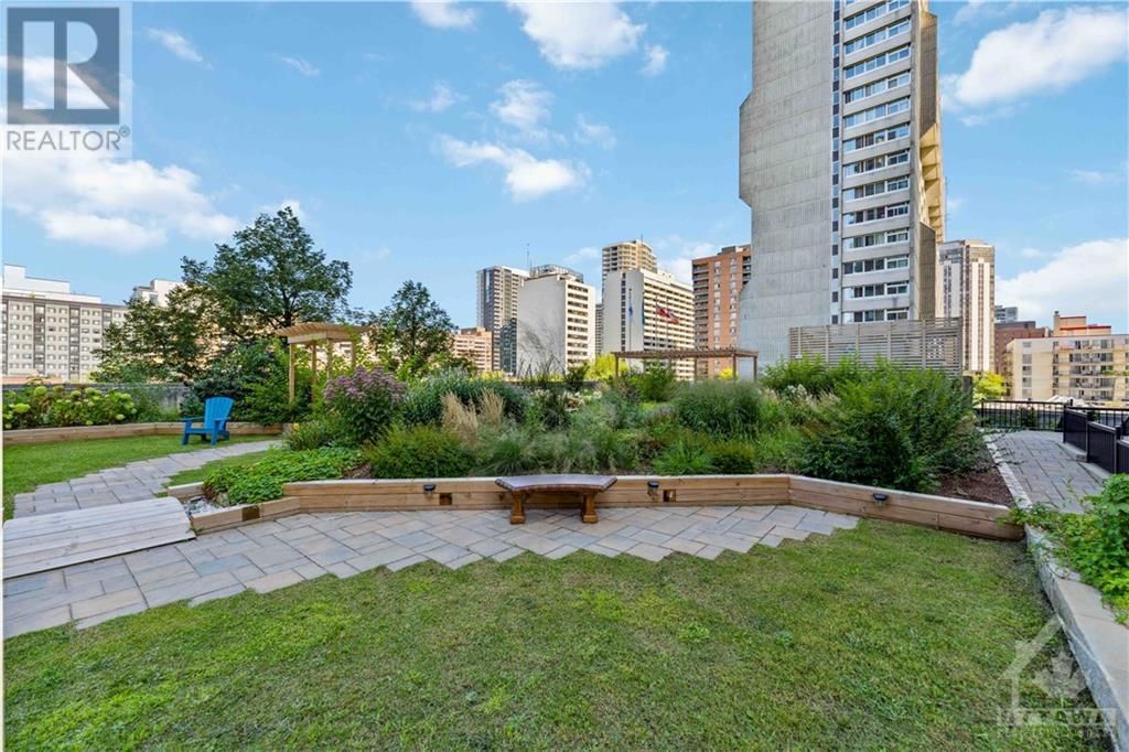 530 LAURIER AVENUE W UNIT#1902 Image 19