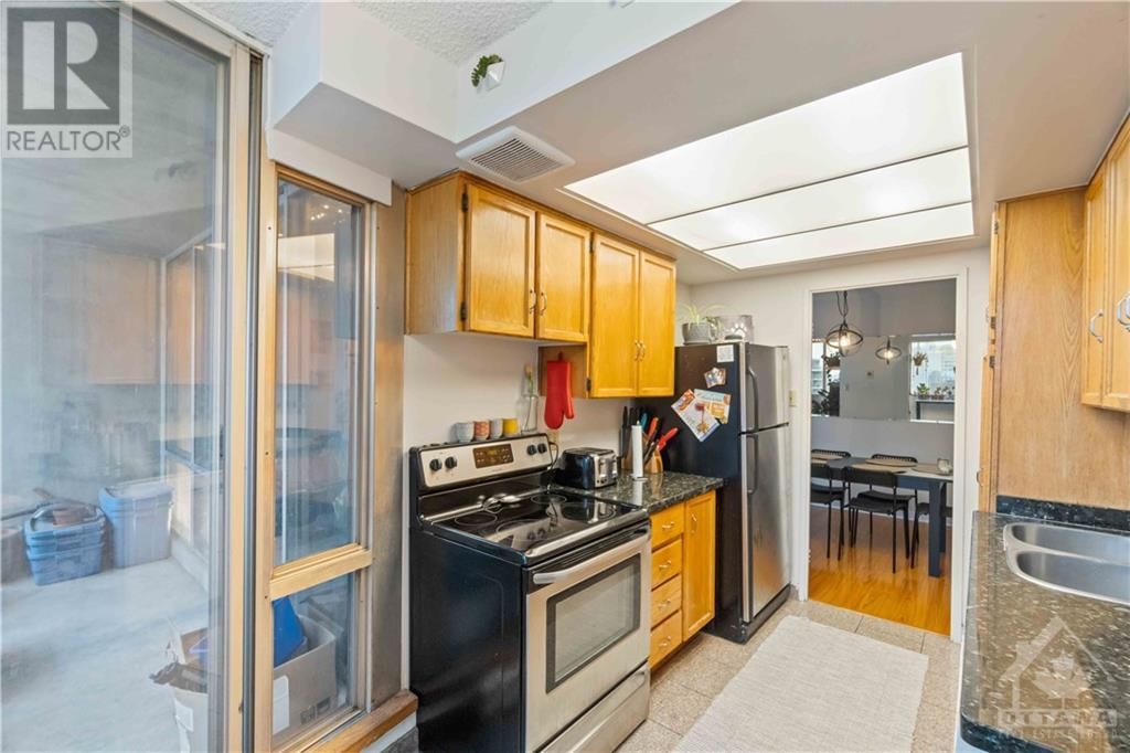 530 LAURIER AVENUE W UNIT#1902 Image 8