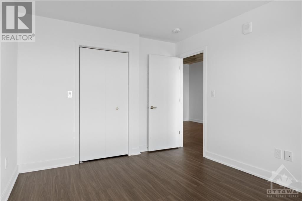 1354 CARLING AVENUE UNIT#1709 Image 6