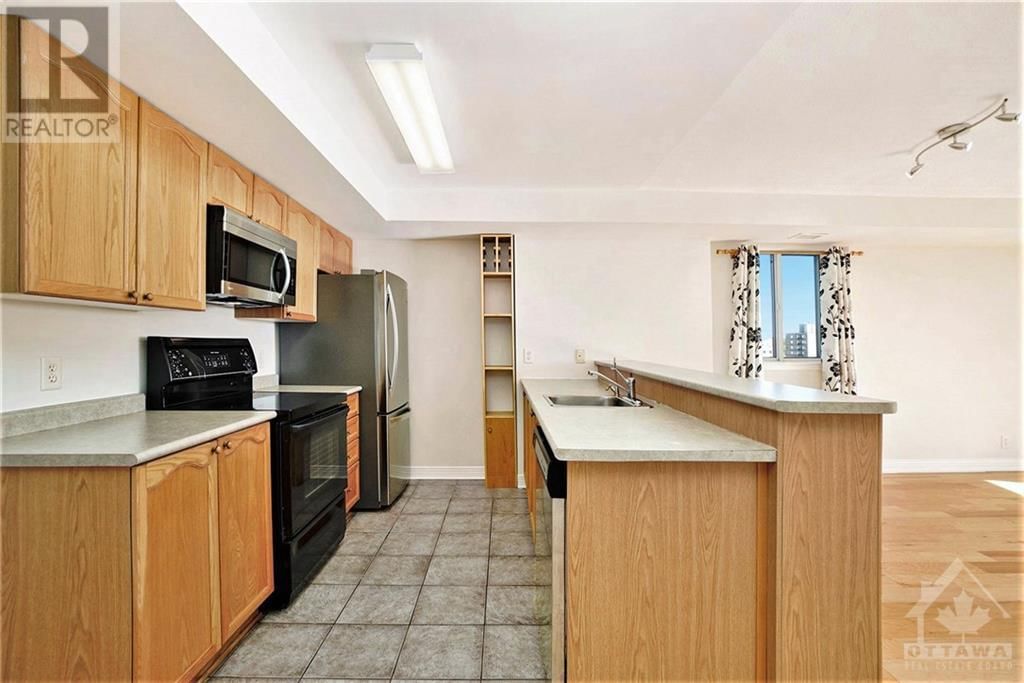 429 SOMERSET STREET W UNIT#905 Image 13