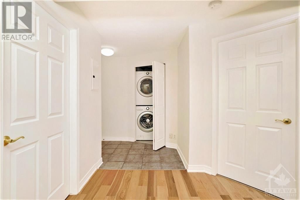 429 SOMERSET STREET W UNIT#905 Image 8