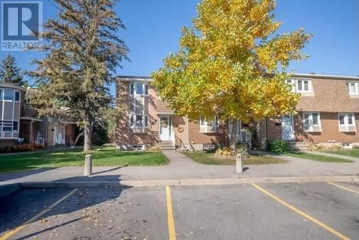 1712 LAMOUREUX DRIVE UNIT#A Image 2