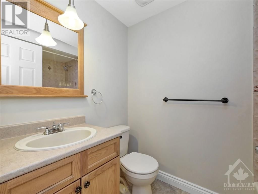 15 FOXHILL WAY UNIT#A Image 21