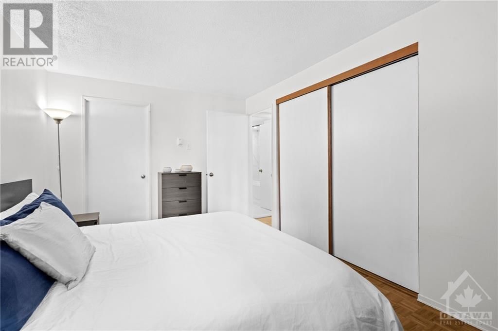 475 LAURIER AVENUE W UNIT#702 Image 22