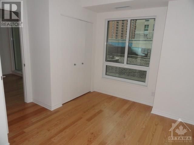 234 RIDEAU STREET UNIT#209 Image 4