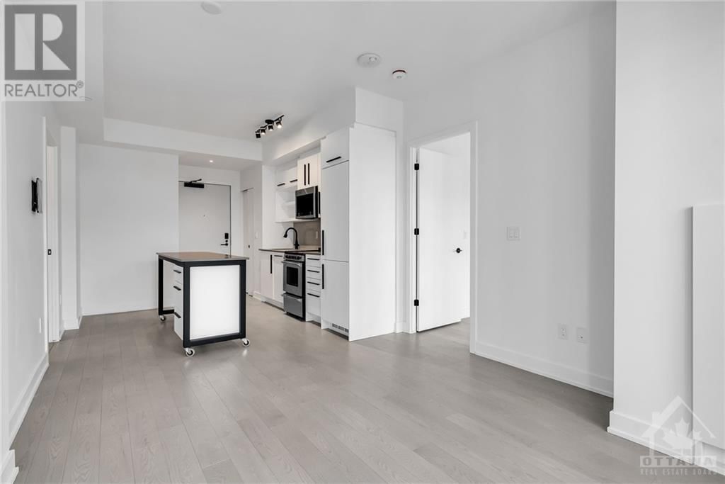 560 RIDEAU STREET UNIT#905 Image 3