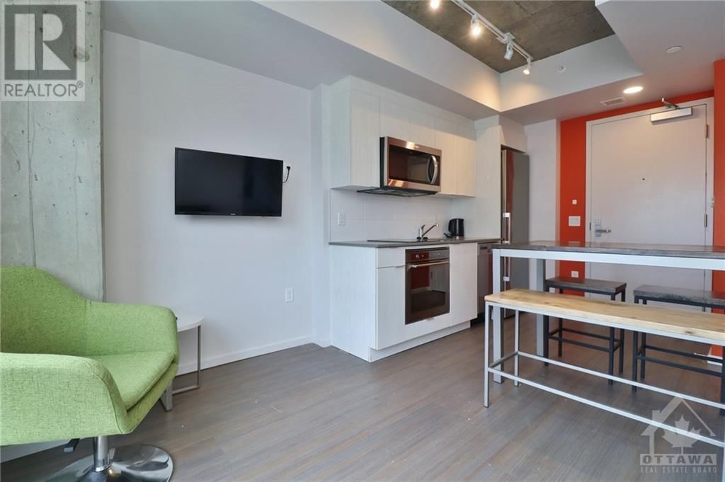 105 CHAMPAGNE AVENUE S UNIT#716 Image 10