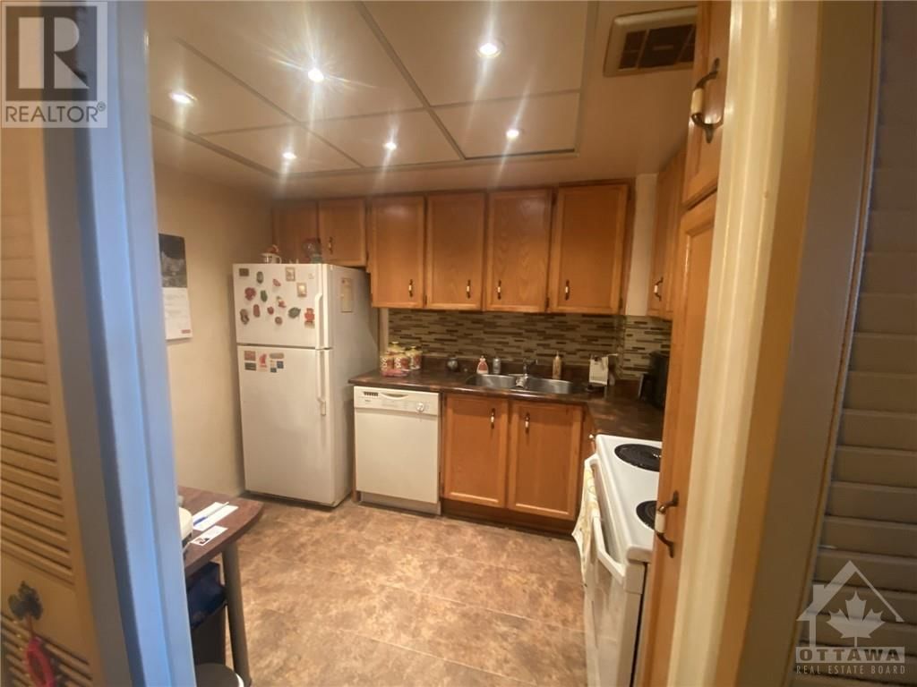 500 LAURIER AVENUE UNIT#2203 Image 6