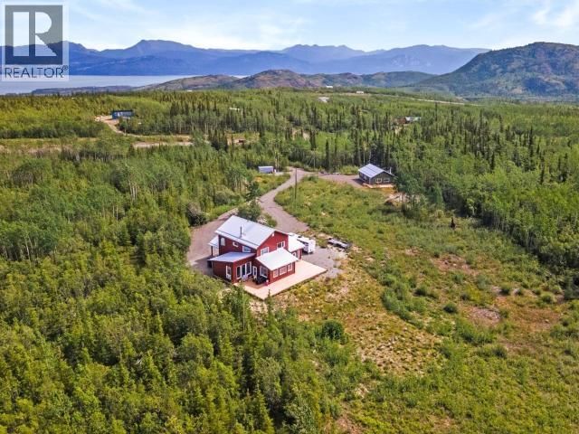 84 ORION CRESCENT Whitehorse North Yukon, Y1A 2C6 - 5 Bedrooms Home For Sale