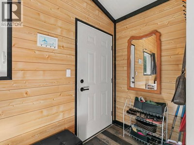 1197 SPIRIT LAKE | Whitehorse South Yukon | Slide Image Nine